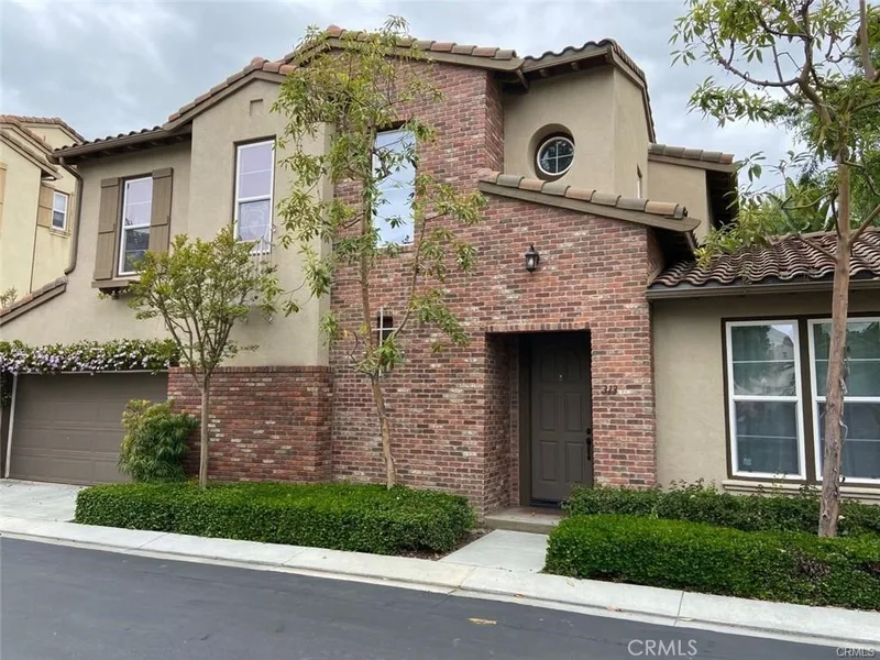 313 Tall Oak, Irvine