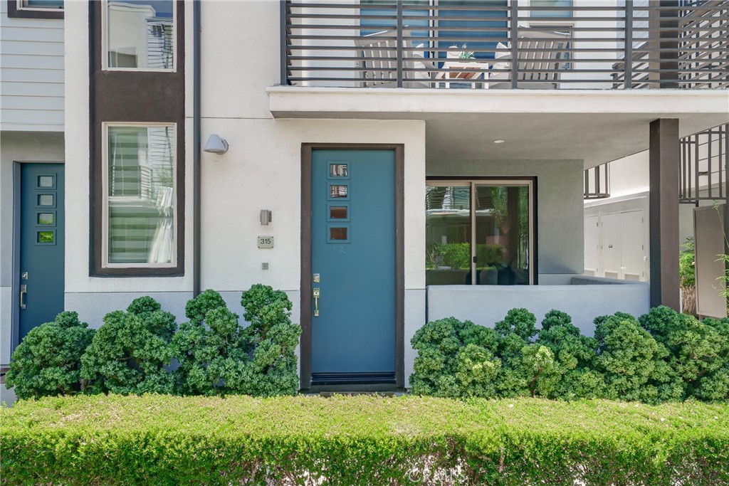 315 Placemark, Irvine CA 92614 - photo 2