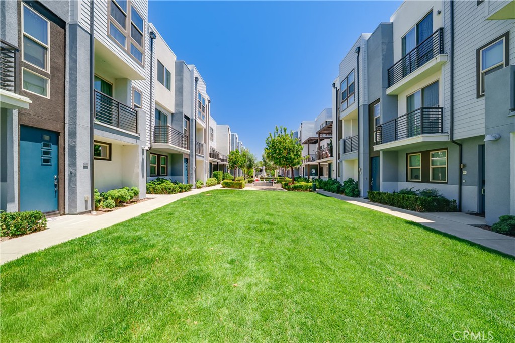 315 Placemark, Irvine CA 92614 - photo 30