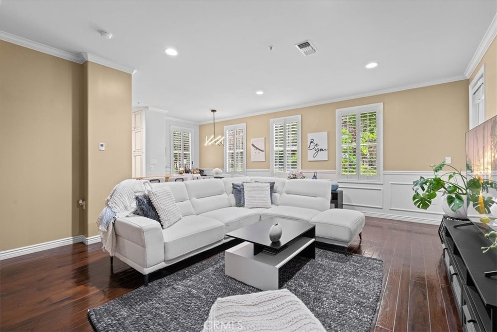 lLiving room - 3160 Watermarke, Irvine CA 92612 - photo 7