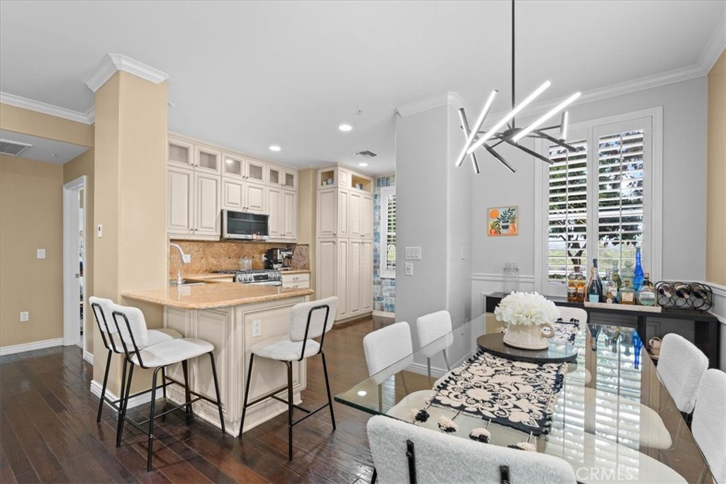 Dining room and kitchen - 3160 Watermarke, Irvine CA 92612 - photo 11