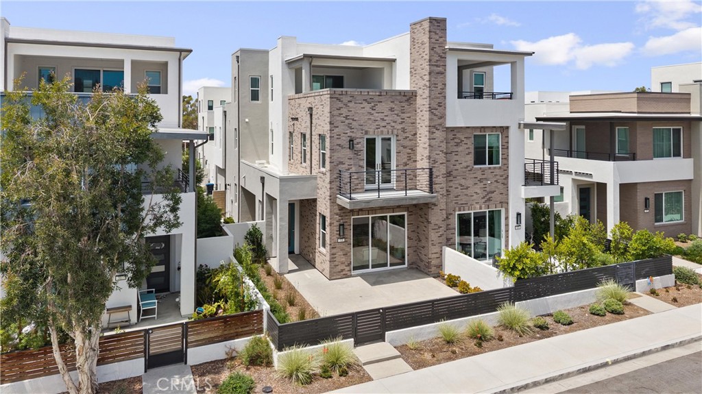 319 Novel, Irvine CA 92618 - photo 1