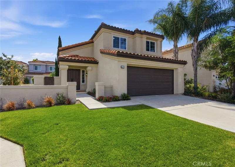 32 Comiso, Irvine, CA 92614