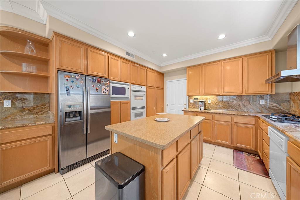 32 Laurelwood, Irvine CA 92620 - photo 18