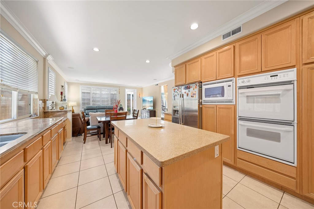 32 Laurelwood, Irvine CA 92620 - photo 19