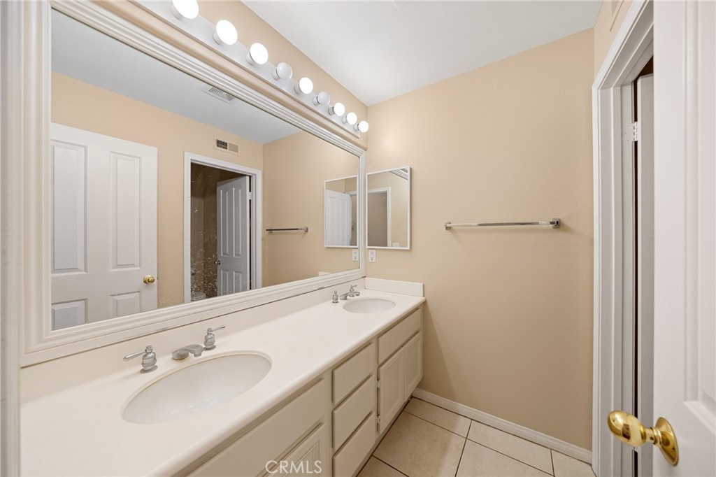 32 Laurelwood, Irvine CA 92620 - photo 41