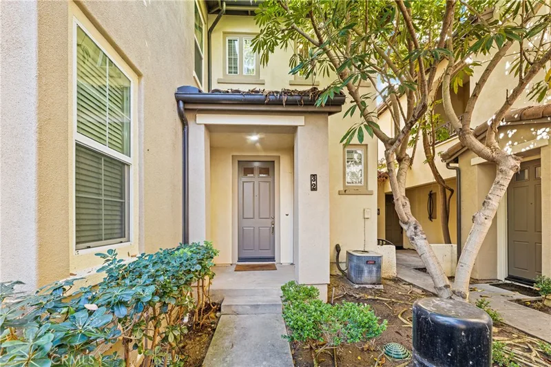 32 Perennial, Irvine, CA 92603