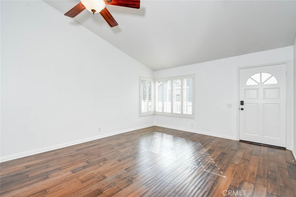 32 Remington, Irvine CA 92620 - photo 3
