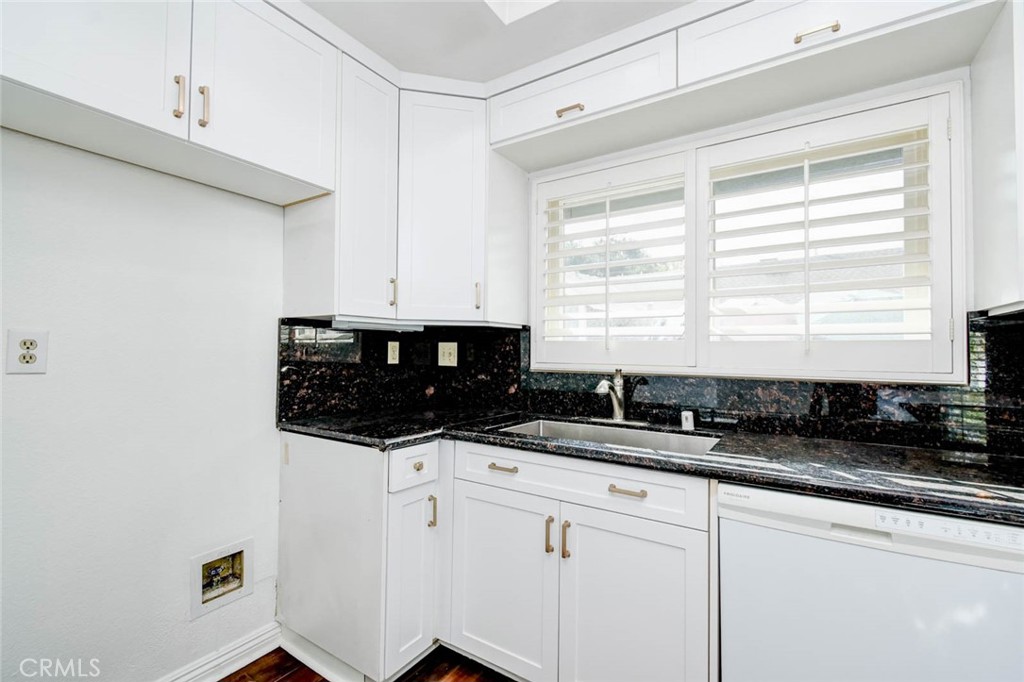32 Remington, Irvine CA 92620 - photo 12
