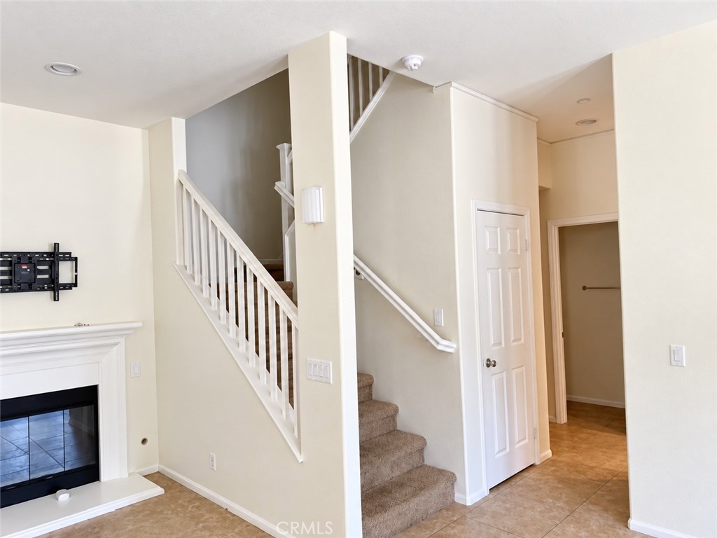 32 Trailing Vine, Irvine CA 92602 - photo 5