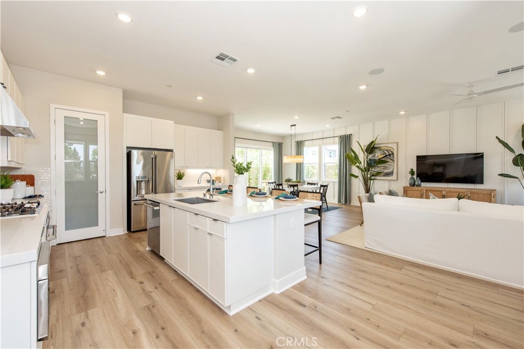 320 Junco, Irvine CA 92618 - photo 9