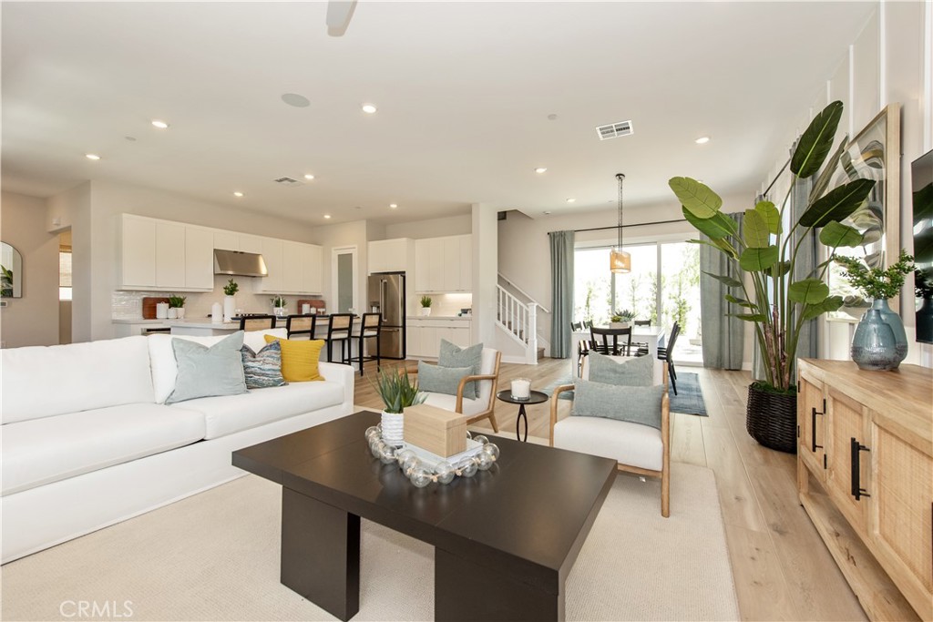 320 Junco, Irvine CA 92618 - photo 15