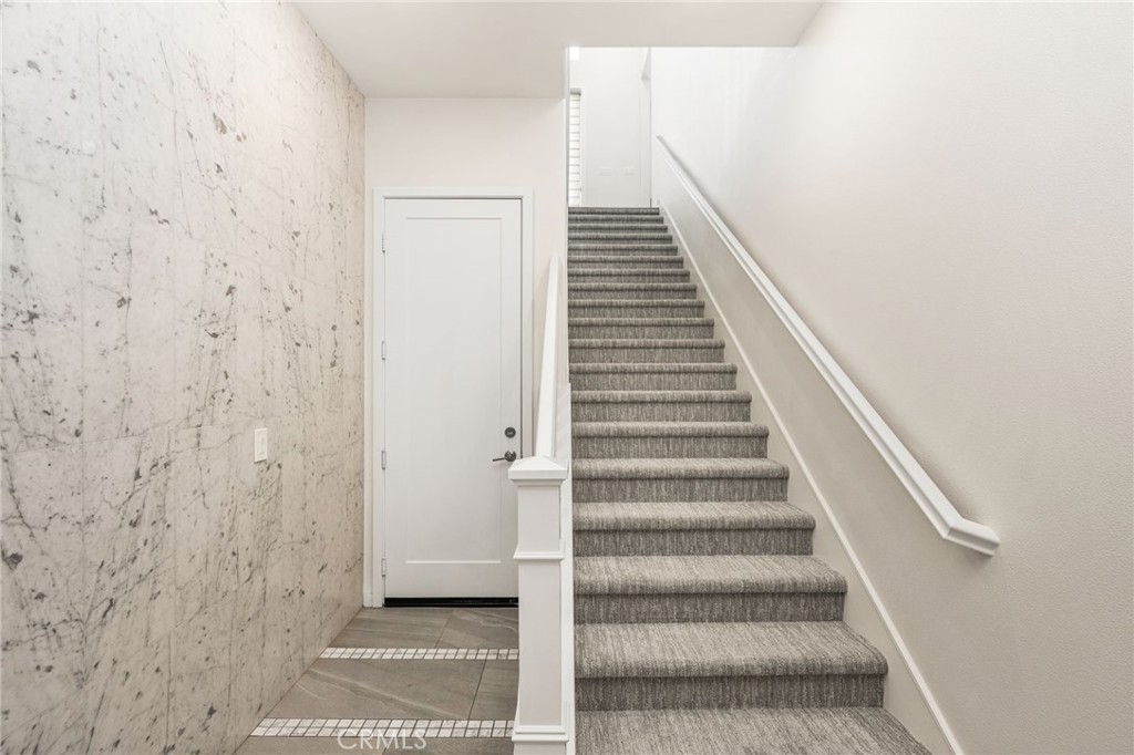 321 Magnet, Irvine CA 92618 - photo 4