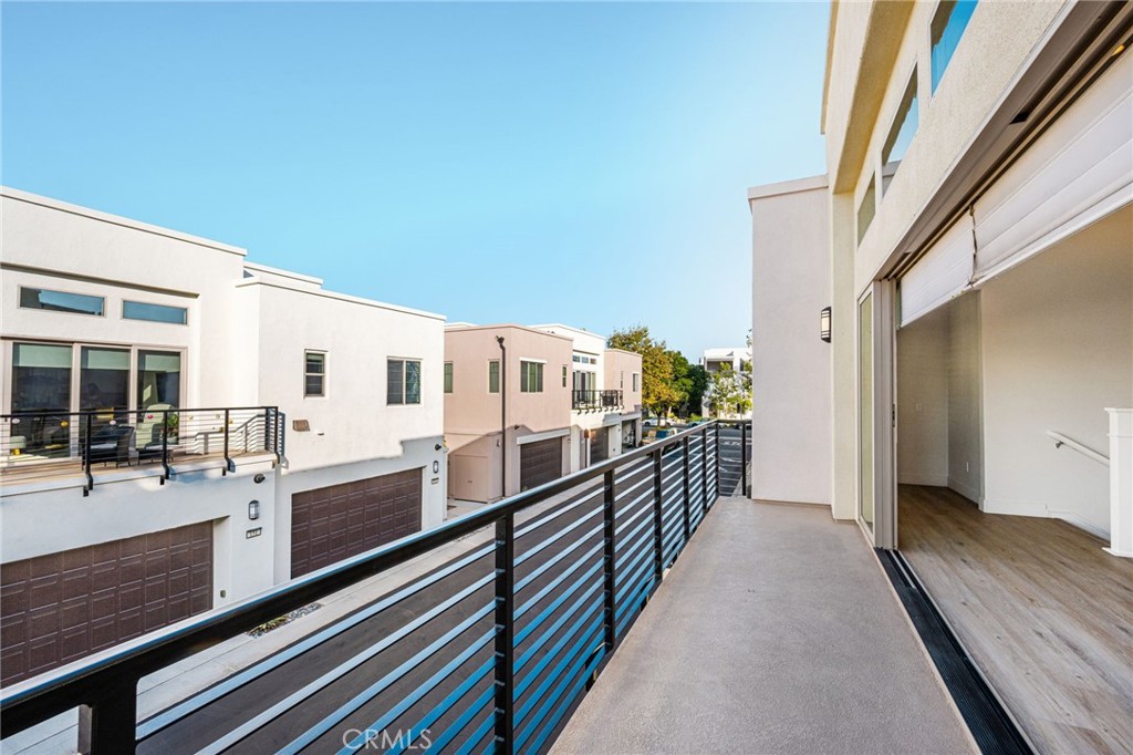 321 Magnet, Irvine CA 92618 - photo 16