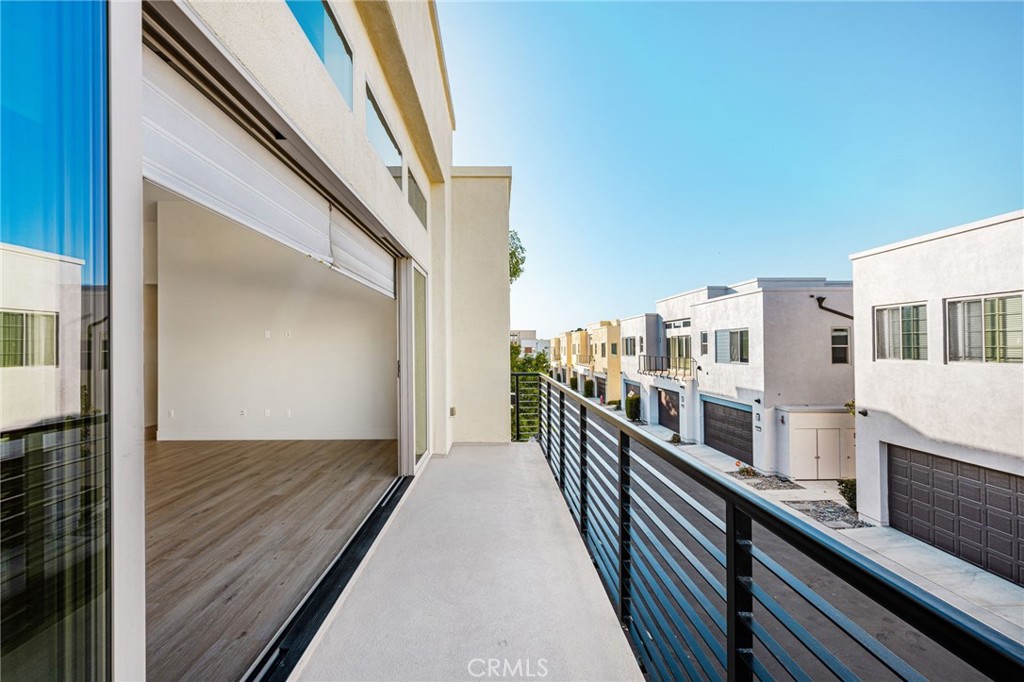 321 Magnet, Irvine CA 92618 - photo 17