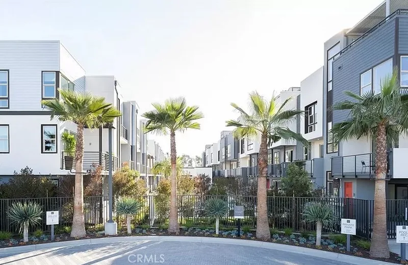 322 Placemark, Irvine, CA 92614