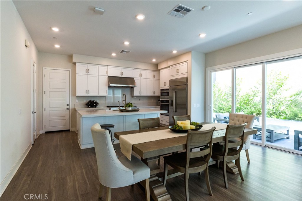 323 Sawbuck, Irvine CA 92618 - photo 7