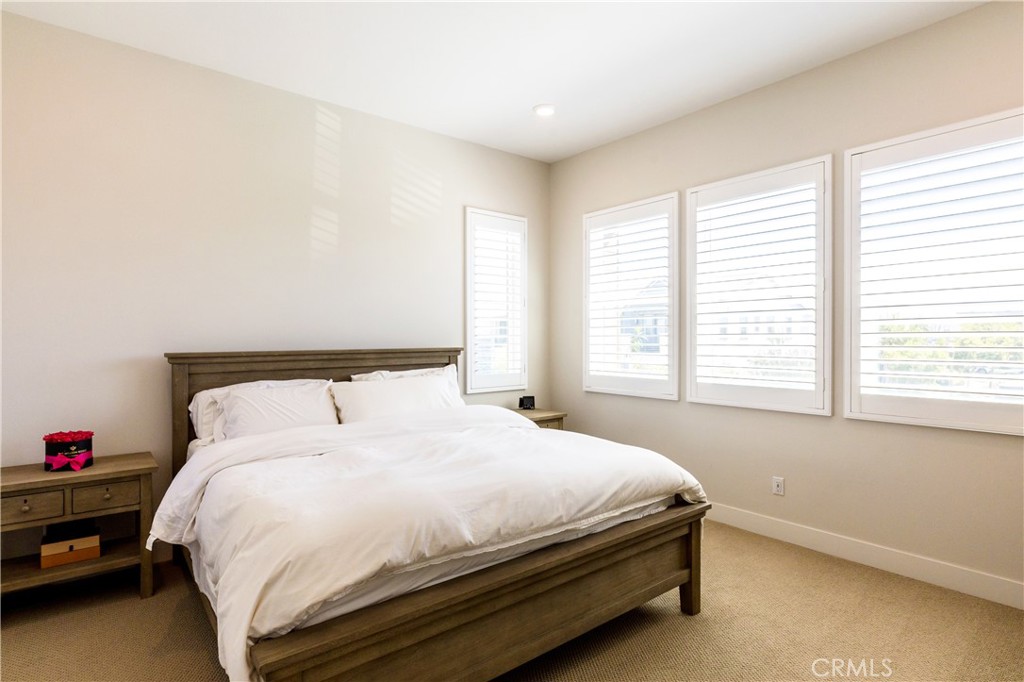 323 Sawbuck, Irvine CA 92618 - photo 17