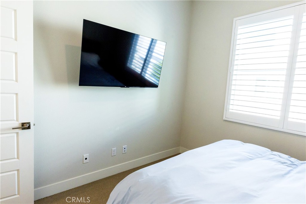 323 Sawbuck, Irvine CA 92618 - photo 18