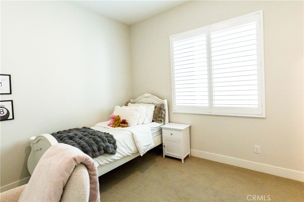 323 Sawbuck, Irvine CA 92618 - photo 23