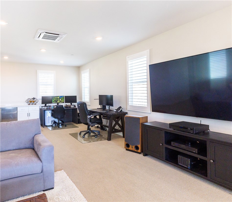 323 Sawbuck, Irvine CA 92618 - photo 28