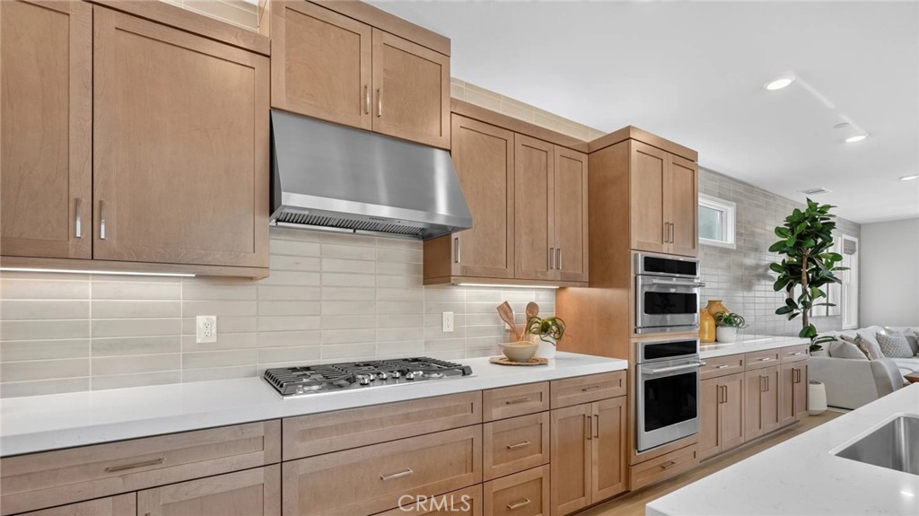 Photos shown are of model only- not actual homesite. - 324 Bracken, Irvine CA 92618 - photo 2