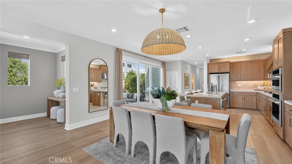 Photos shown are of model only- not actual homesite. - 324 Bracken, Irvine CA 92618 - photo 5