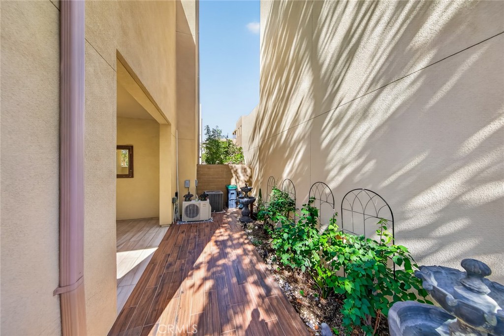 324 Magnet, Irvine CA 92618 - photo 28