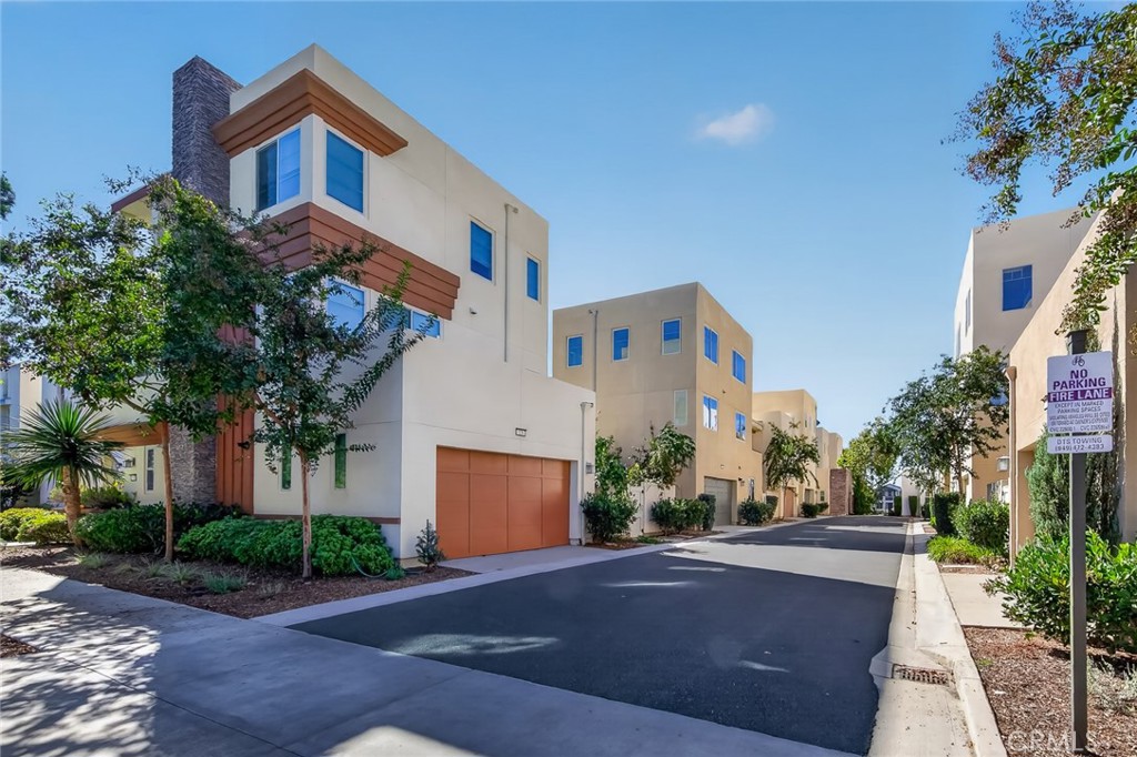 324 Magnet, Irvine CA 92618 - photo 35