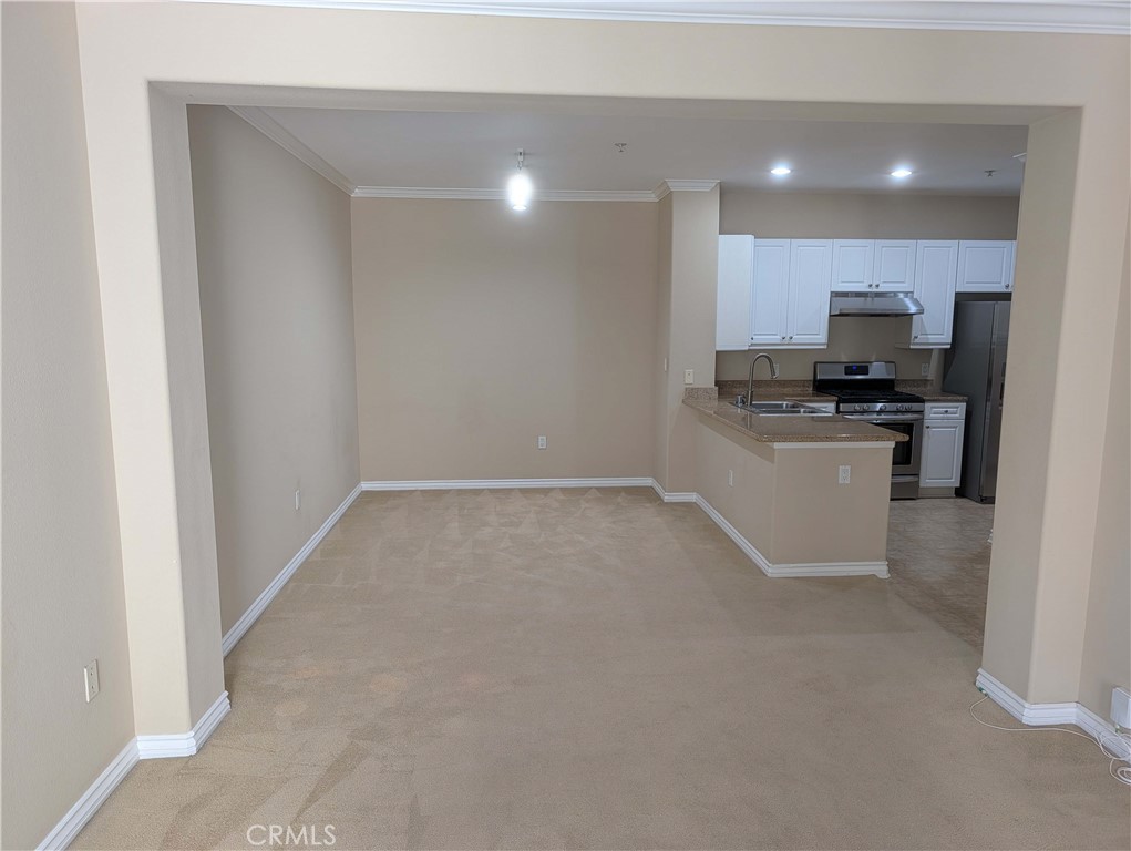 3266 Watermarke, Irvine CA 92612 - photo 3