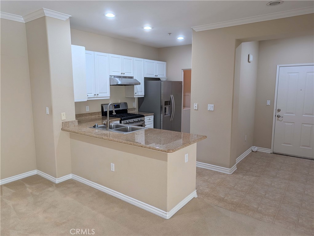 3266 Watermarke, Irvine CA 92612 - photo 4