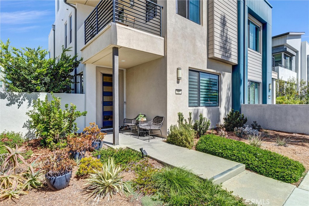 327 Novel, Irvine CA 92618 - photo 3