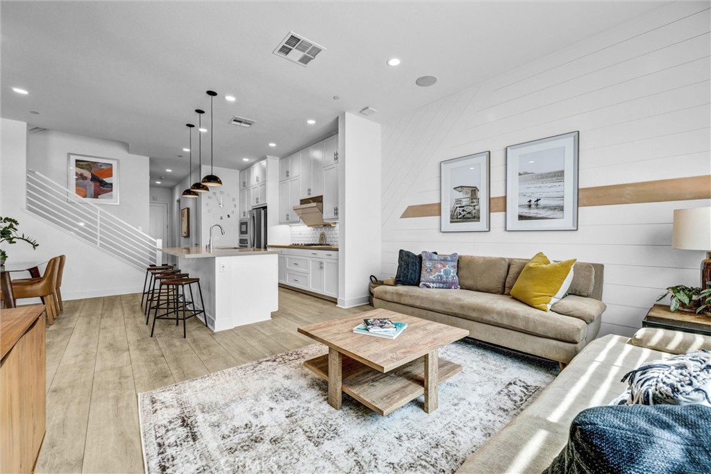 327 Novel, Irvine CA 92618 - photo 7