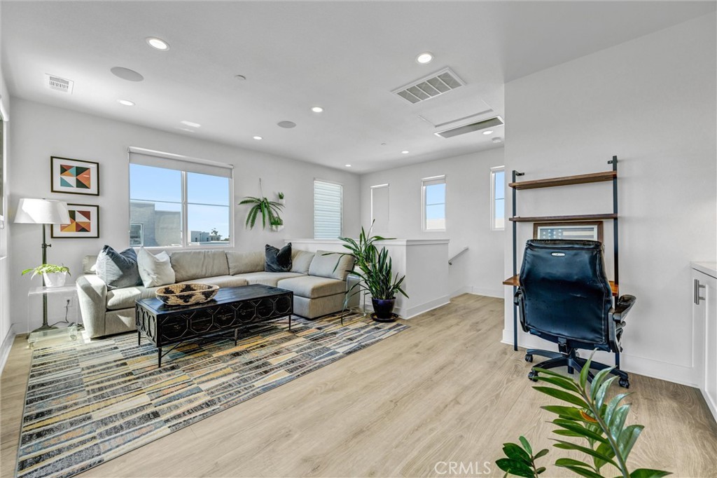 327 Novel, Irvine CA 92618 - photo 40