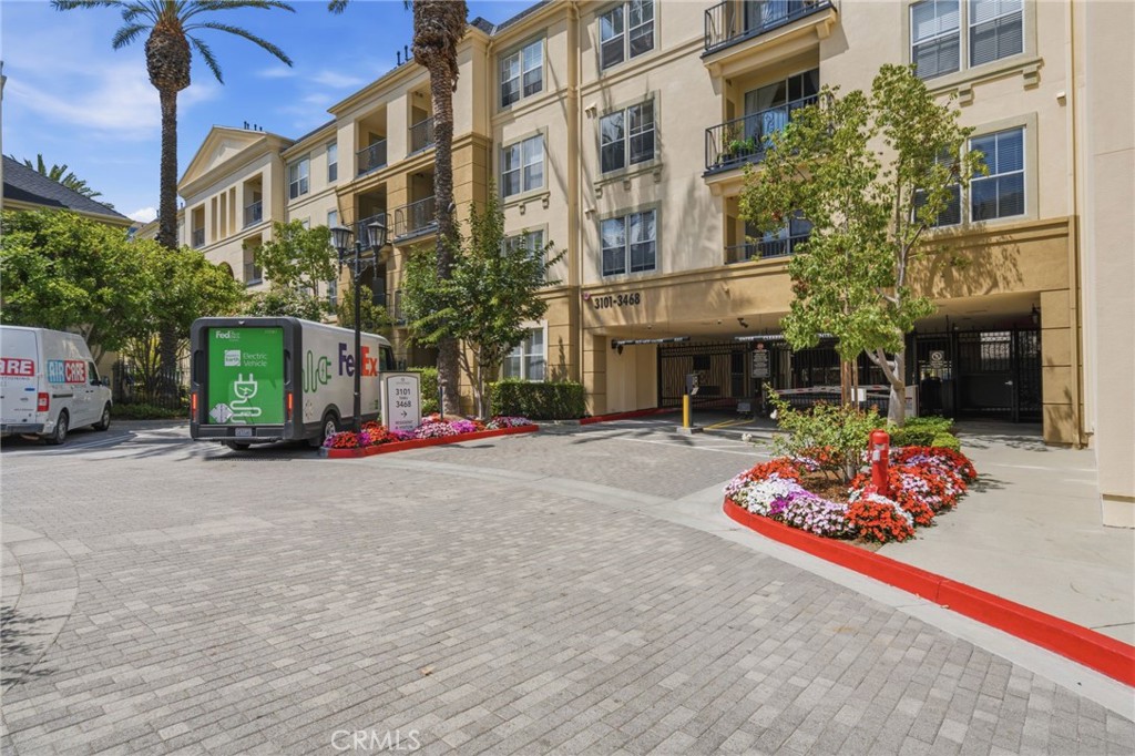 Entrance to parking garage to left of unit - 3273 Watermarke Place, Irvine CA 92612 - photo 13