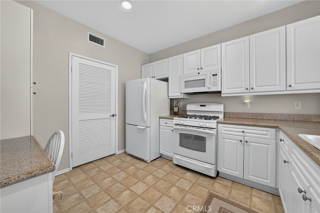 3273 Watermarke Place, Irvine CA 92612 - photo 16