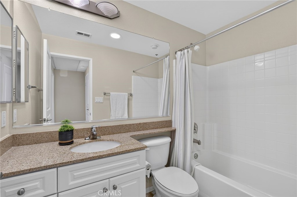 Secondary bathroom downstairs - 3273 Watermarke Place, Irvine CA 92612 - photo 26