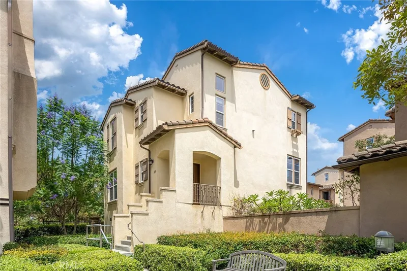329 Tall Oak, Irvine, CA 92603