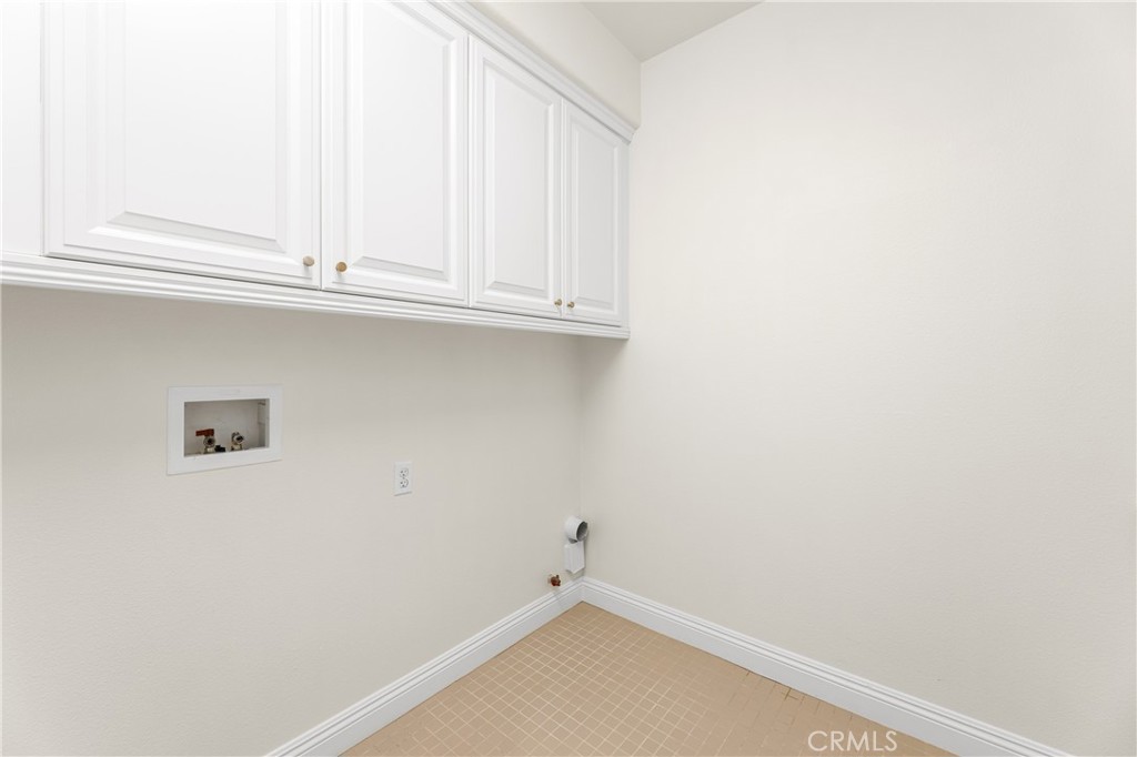Individual Laundry Room - 33 Canyon, Irvine CA 92603 - photo 57