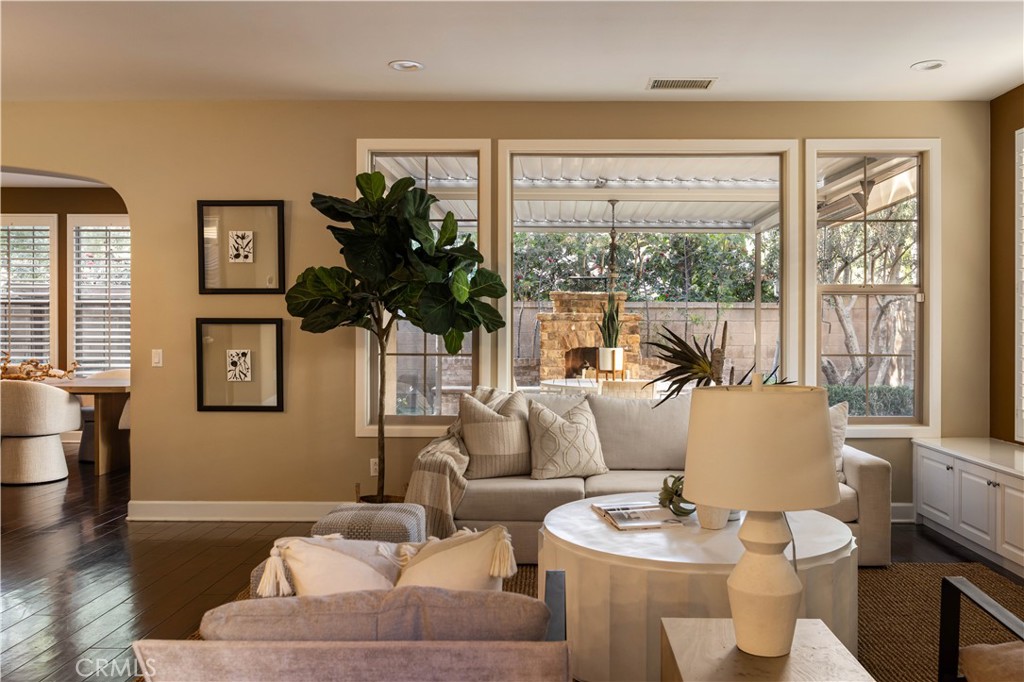 33 Jasper, Irvine CA 92618 - photo 7