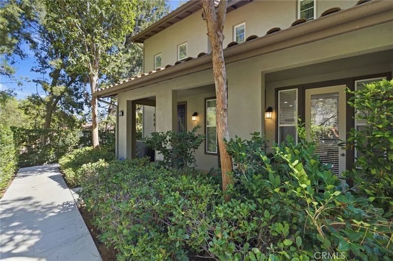 33 Nightshade, Irvine, CA 92603