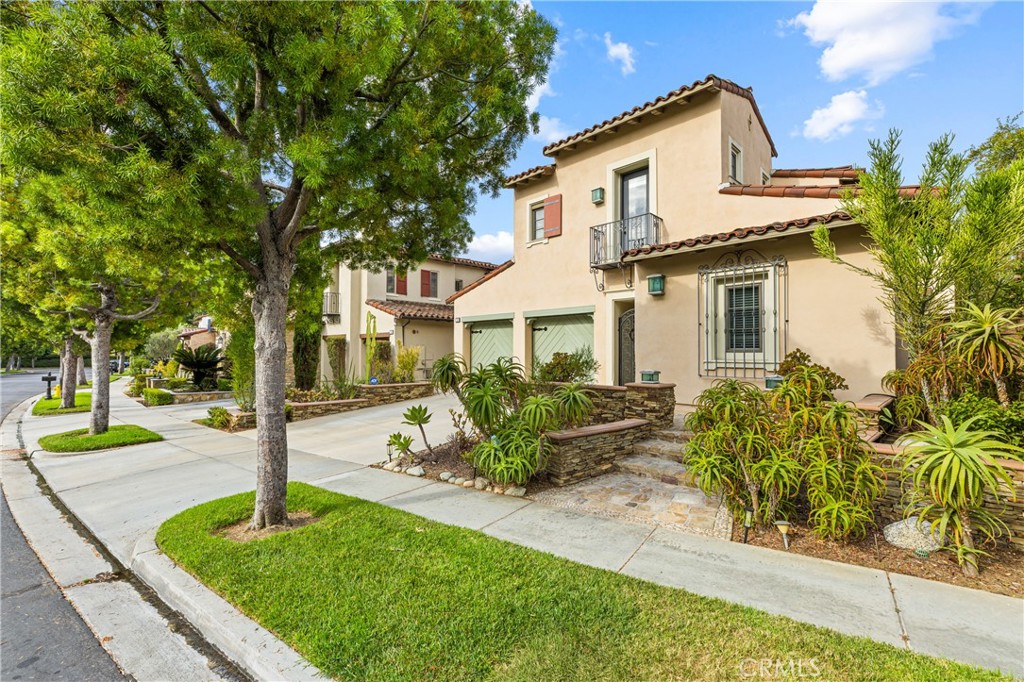 33 ROSE TRELLIS, Irvine CA 92603 - photo 2