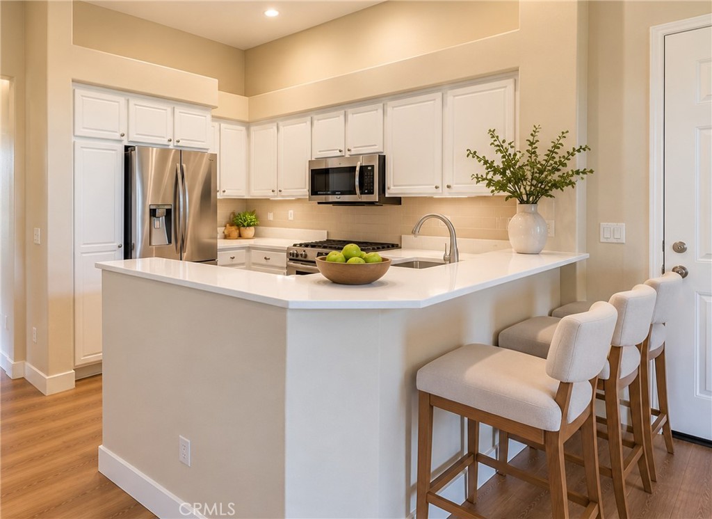 3301 Ladrillo Aisle, Irvine CA 92606 - photo 7