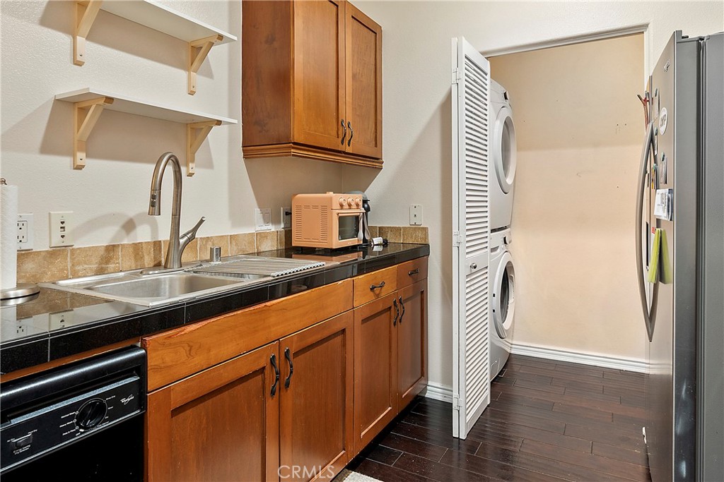 3338 Watermarke, Irvine CA 92612 - photo 13