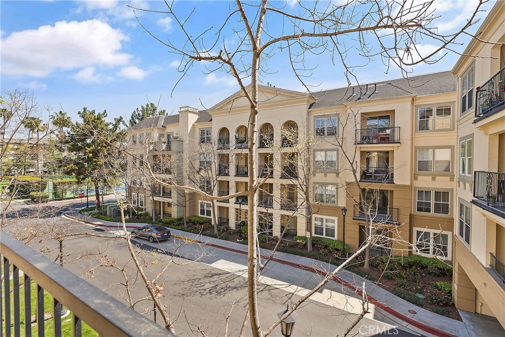 3338 Watermarke, Irvine CA 92612 - photo 18