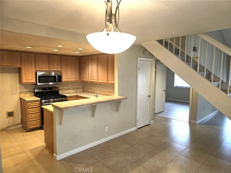 339 Deerfield, Irvine