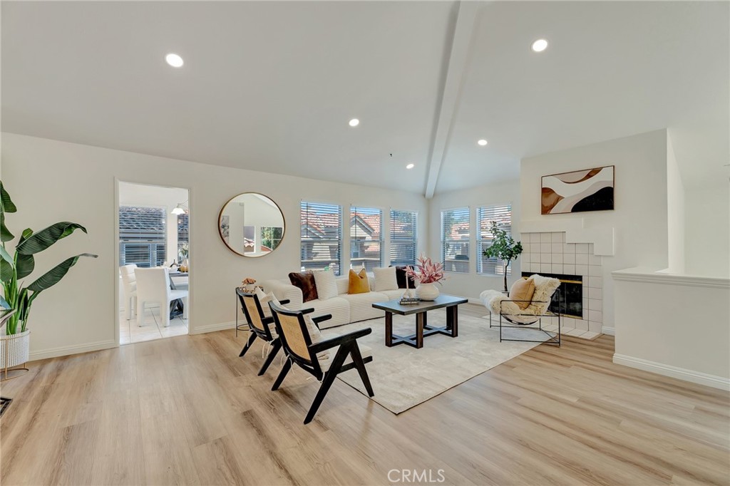 34 Magellan Aisle, Irvine CA 92620 - photo 3