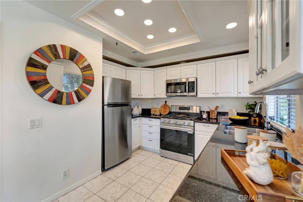 34 Magellan Aisle, Irvine CA 92620 - photo 12