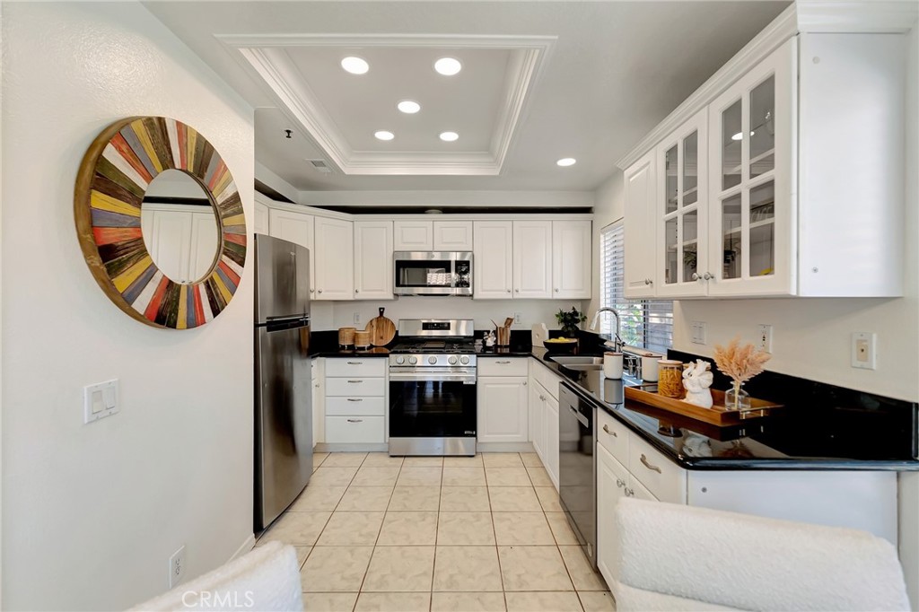 34 Magellan Aisle, Irvine CA 92620 - photo 9
