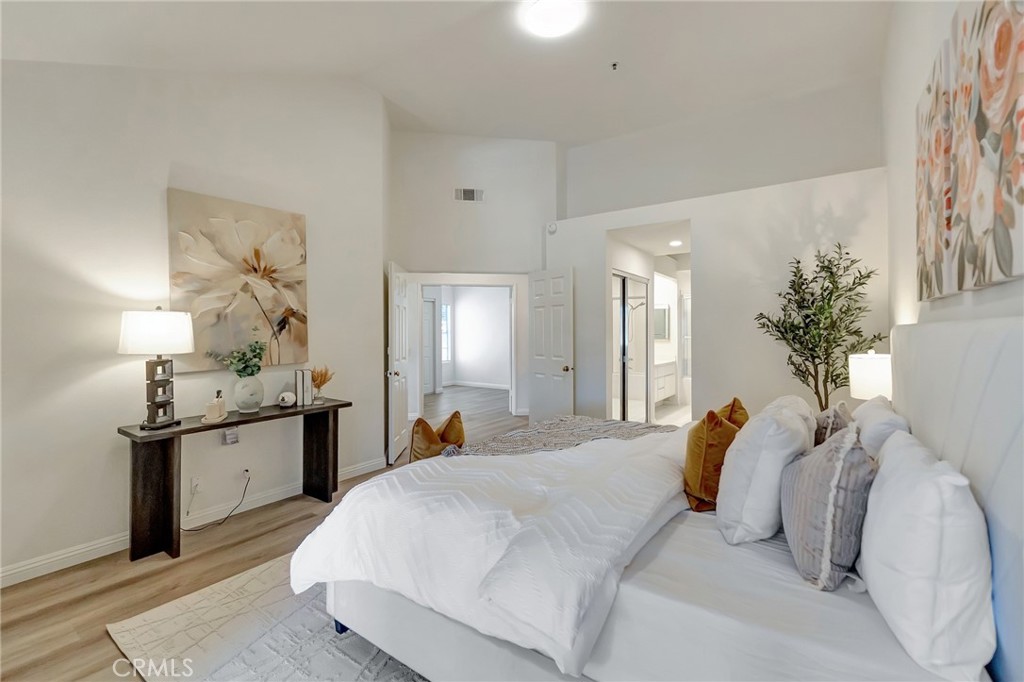 34 Magellan Aisle, Irvine CA 92620 - photo 17